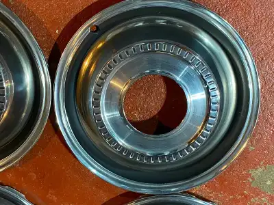 IF AD IS UP, THEY ARE AVAILABLE. I HAVE A SET OF 4 VERY NICE HUBCAPS FROM AN INTERNATIONAL SCOUT II...