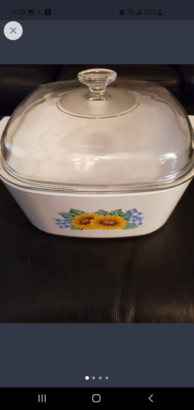 5 litre corningware casserole dish in Kitchen & Dining Wares in Thunder Bay