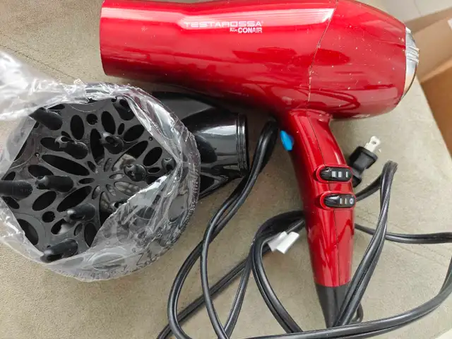used conair dryer in General Electronics in Markham / York Region - Image 2