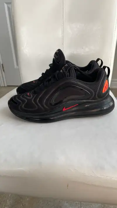 Nike air max 720 black crimson size 9, View more