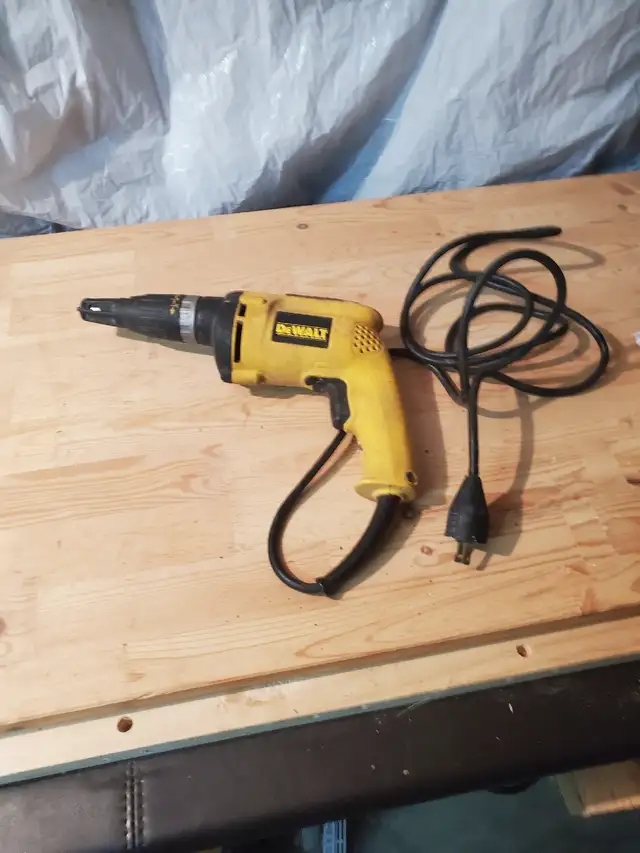 Gyproc screw gun in Power Tools in Laval / North Shore - Image 2