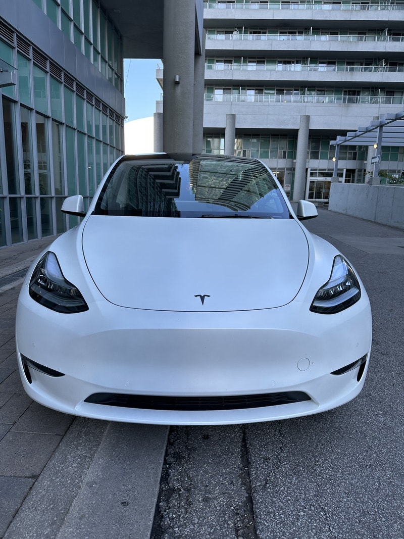 2021 Tesla Model Y Standard Range with custom wrap Cars & Trucks