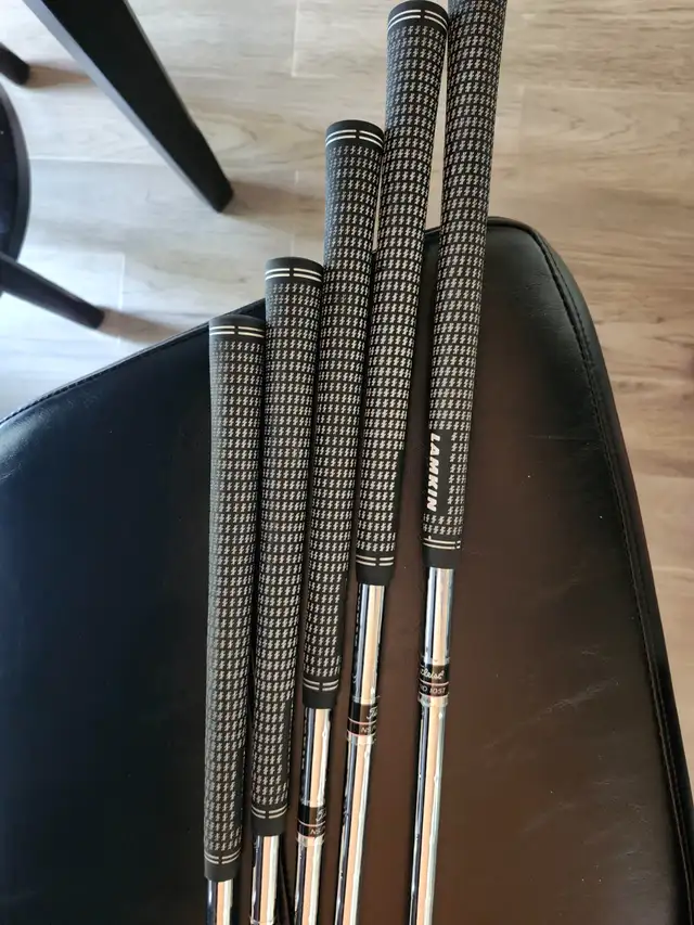 Titleist AP2 Irons (5-9) in Golf in Barrie - Image 5