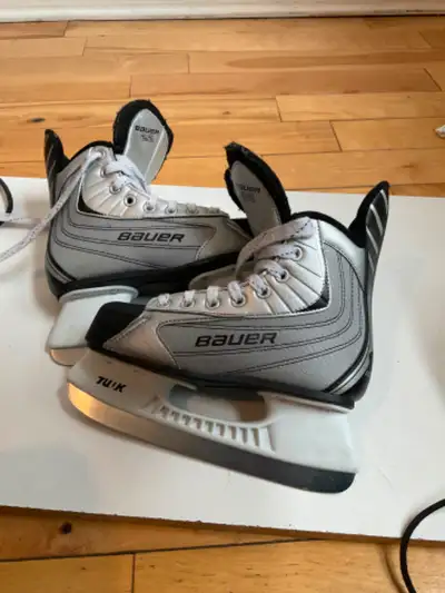 Bauer size 3 kids skates, View more
