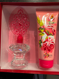 New Betsey Johnson Perfume Set
