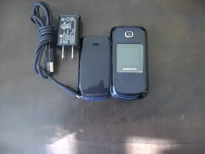 Used , in good working condition flipphone samsung for sale 35$
