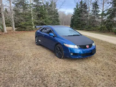 2010 Honda Civic with low kms....manual trans...1.8 litre engine....dont know alot about the car as...