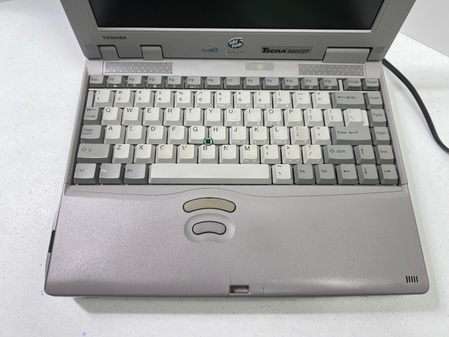 Vintage TECRA 500CDT Pentium laptop for parts in Laptops in Mississauga / Peel Region - Image 4