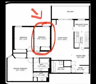 Separate furnished room for rent - downtown Kitchener across Conestoga. - available as of end of Dec...