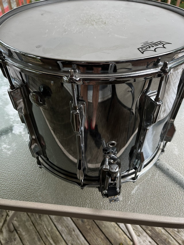 Deep snare/marching drum Drums & Percussion Dartmouth Kijiji