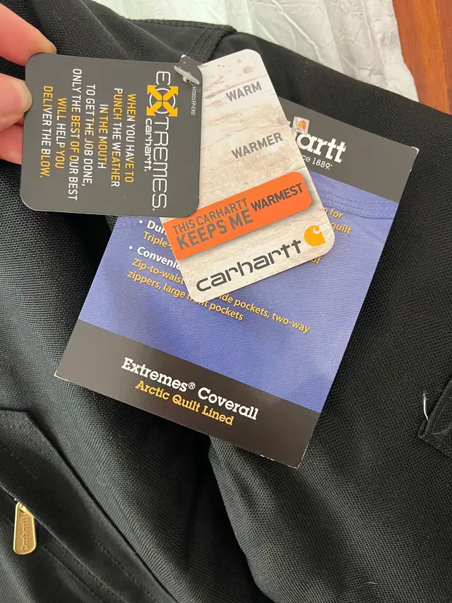 NWT - CARHARTT EXTREMES - MENS BLACK ARCTIC COVERALL SET in Men's in Belleville - Image 8