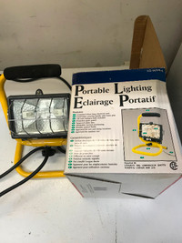 Portable halogen work light