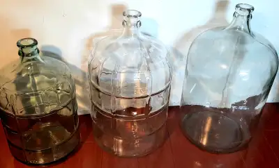 Solid clean glass carboys : For home brewing Beer or Winemaking, moonshine, hauling water, etc 23 L/...