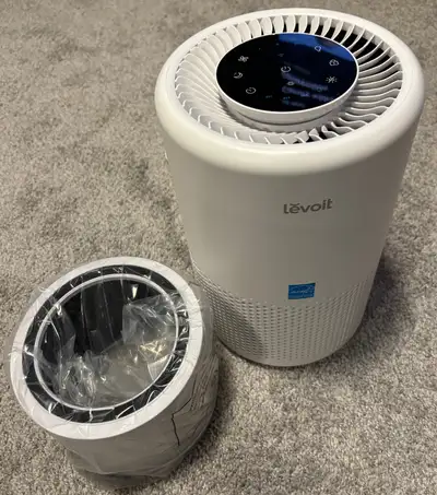 Levoit 200s Air purifier with new filter, View more