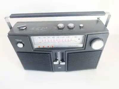 Realistic Concertmate 8 Stereo, 8 Track, AM/FM Radio Fort Erie, View more