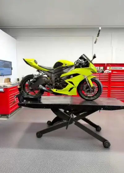 kawasaki zx10r in Motorcycles in Ontario | Kijiji Marketplaces