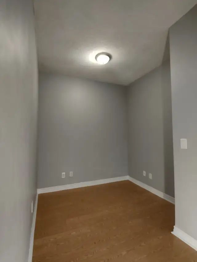 Room for Rent in Mississauga City Center in Short Term Rentals in Mississauga / Peel Region - Image 3