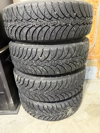 Excellent tires and rims. 195/65R15. Lots of tread, only used in a few winters.