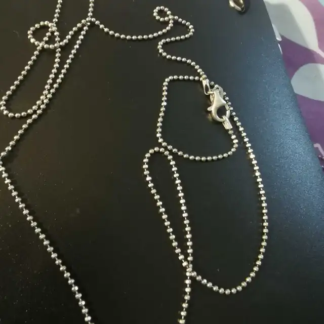 silver chain and pendant62854393949187121