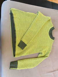 Lululemon reversible sweater size 0-2