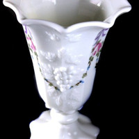 Westmoreland Vase, Roses and Bows, Milk Glass, Embossed Grapevin