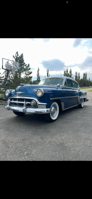 1953 Chevrolet Bel Air / 150 / 210