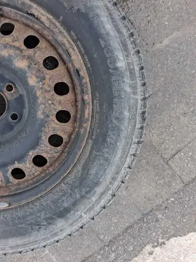 KHUMO winter force tires for sale. Should have 1 winter left. They have kia tpms sensors as well. Th...