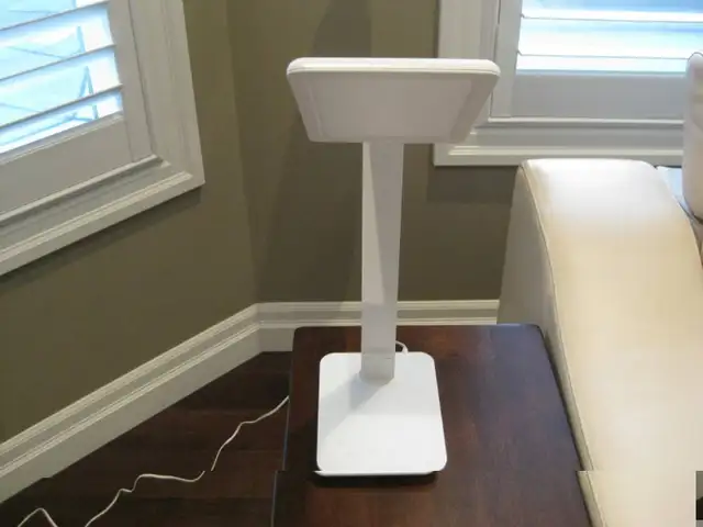 Smart Touch White LED Desk Lamp w/ Infinite Positions & Features in Indoor Lighting & Fans in Kitchener / Waterloo - Image 3