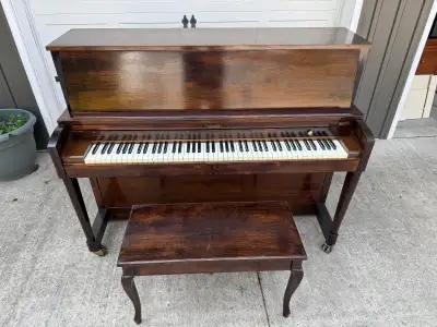 Baldwin Piano with bench, View more