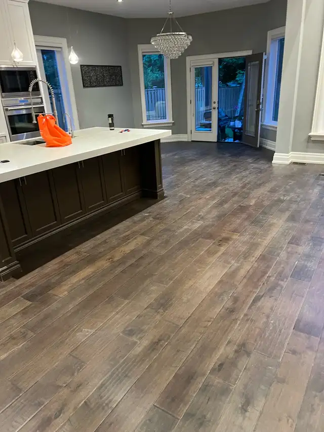 Ali 7 Flooring and Stairs 63436969470081123