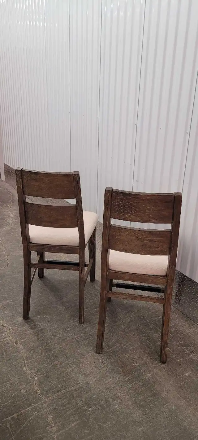 Counter Height Bar Stools  in Chairs & Recliners in Markham / York Region - Image 4