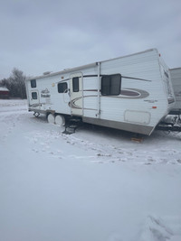 2003 Prowler travel trailer