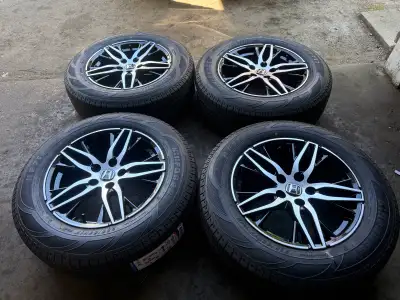 STILL AVAILABLE Brand new never mounted Bolt pattern 5x114.3 Center bore 64.1 Size 235/65/17 It will...
