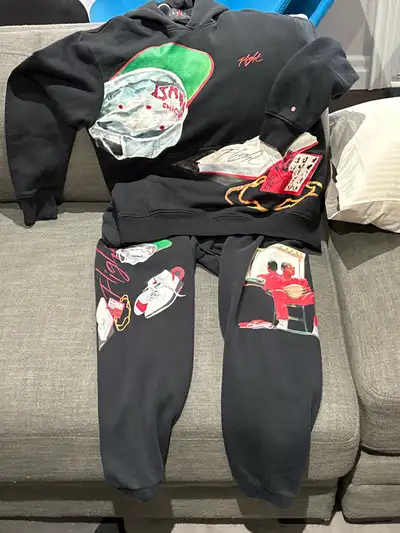 Available is this vintage old school Nike Flight Air Jordan matching hoodie with jogger pants set. M...