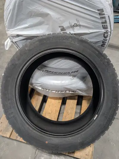 Winguard Sport 2 SUV Winter tires 255/50R20 No patches or plugs. One seaon left in them!