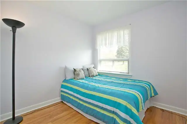 3-Bedroom Main-Floor Bungalow – Oshawa in Long Term Rentals in Oshawa / Durham Region - Image 5