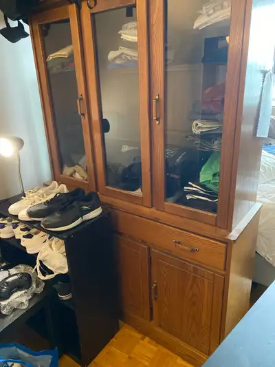 XL Hutch, View more
