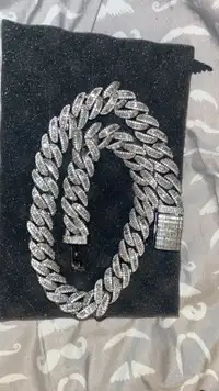 Vvs moissanite cuban link S925 silver, solid chain