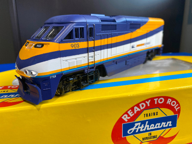West Coast Express train set HO scale in Hobbies & Crafts in Mississauga / Peel Region - Image 3