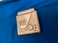 Sharp MD-MT 90 Portable MiniDisc recorder