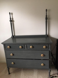 Vintage chest of drawers