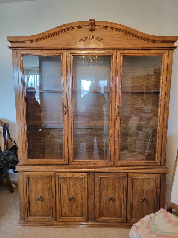 Dining table, 6 chairs & china cabinet in Dining Tables & Sets in Trenton