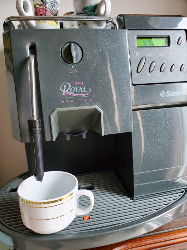 Saeco Royal Digital Espresso Machine accessories dans Machines à café  à Ville de Montréal - Image 3