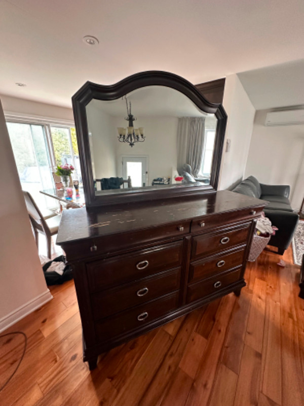 Wooden Dressers with 2 nightstands dans Commodes et armoires  à Longueuil/Rive Sud