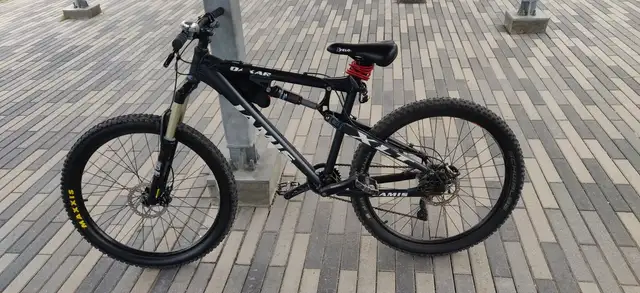 Jamis Dakar XLT Mountain Bike - Trade for gravel in Mountain in Calgary - Image 2