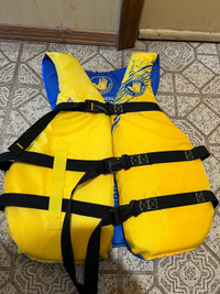 4 Qty Body Glove life jackets/life vests  , $100 total