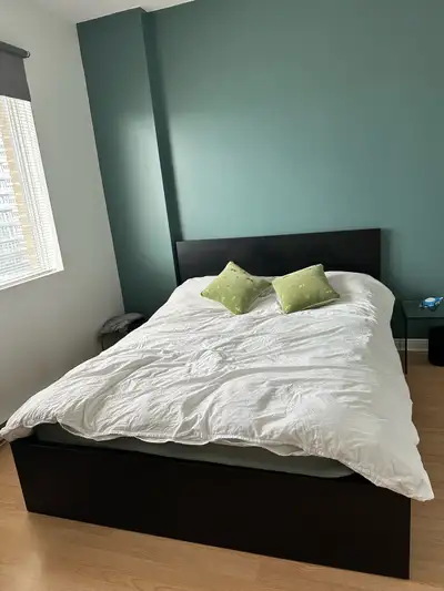 sommier + matelas queen (neuf) , View more
