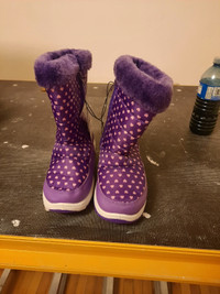 Winter   boots   Size 3  kids   