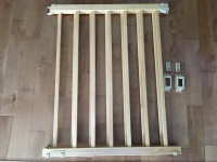 Evenflo top of stair plus wood  safety gate