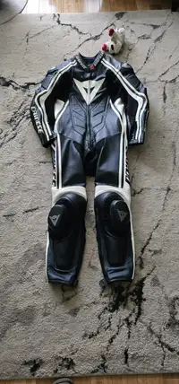 Dainese Stripes 1 Piece Leather Suit - Size 48 BNIB